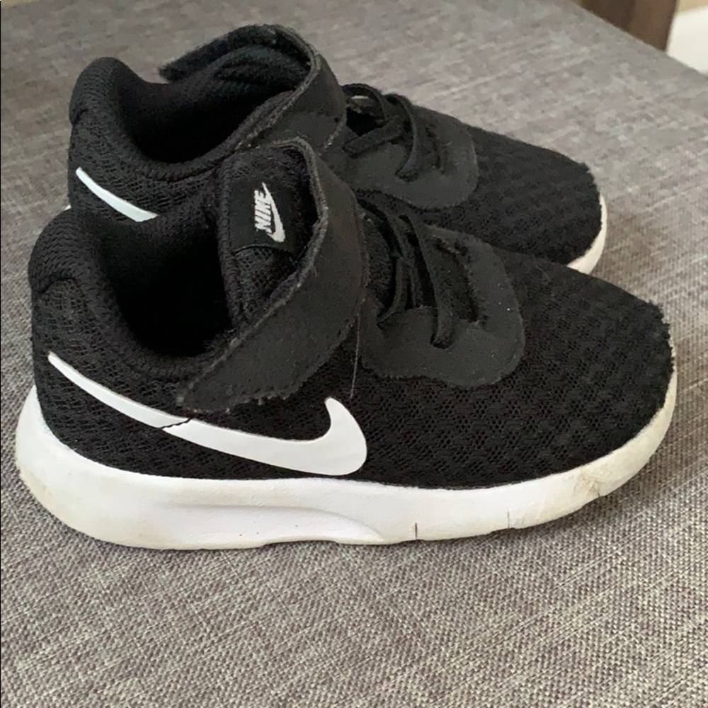 Nike Boys Size 6